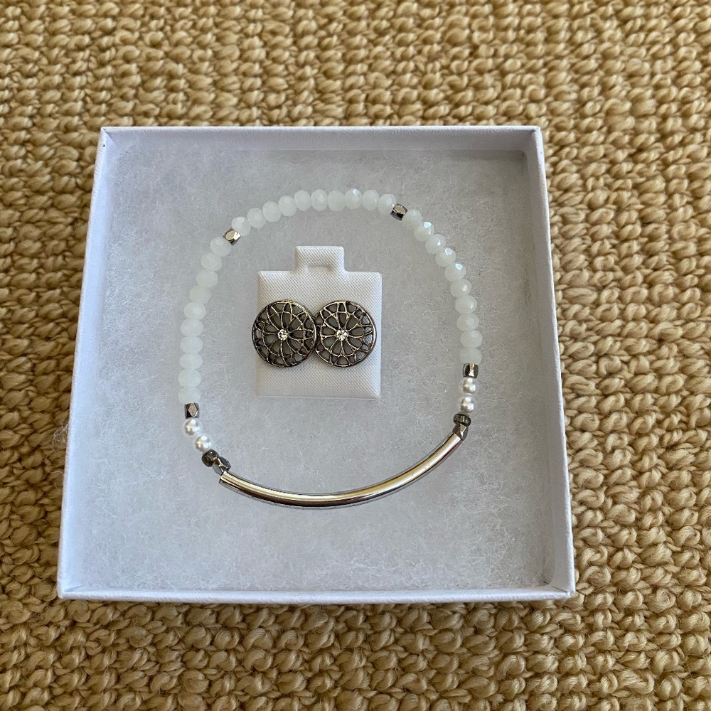 Park Lane Bracelet and Stud Earrings Set, New